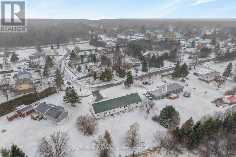 29585444/7854-morningside-avenue/vernon/ottawa/ontario/K0A3J0_36