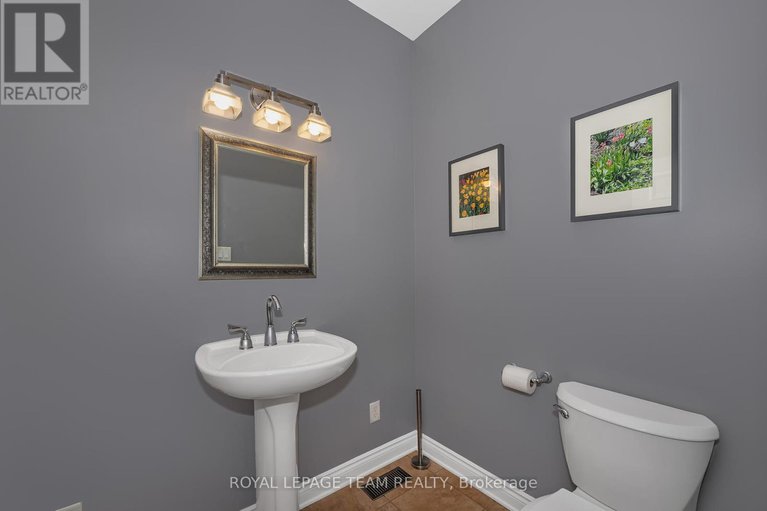 28614857/17-kolo-drive/remainder-of-stittsville-area/ottawa/ontario/K0A1B0_17