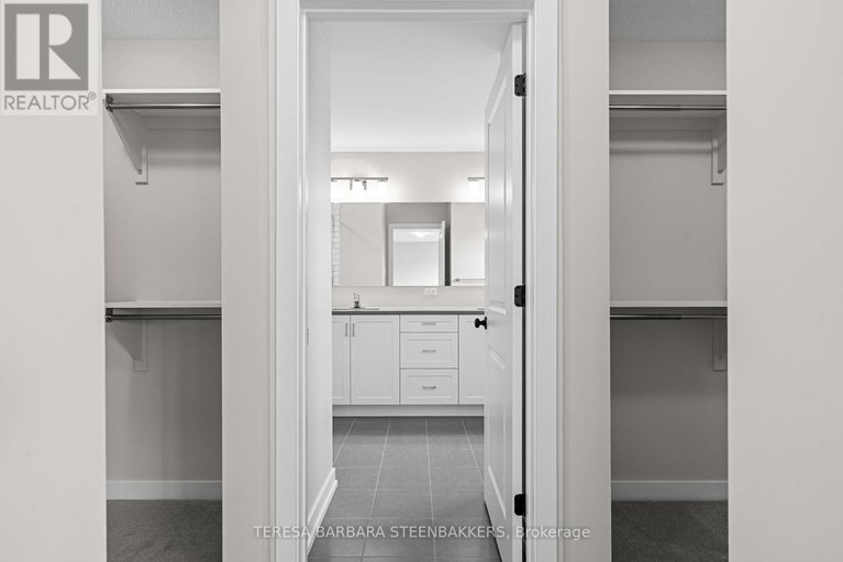 27846095/747-kenny-gordon-avenue-n/riverside-southgloucester-glen/ottawa/ontario/K4M0X9_32