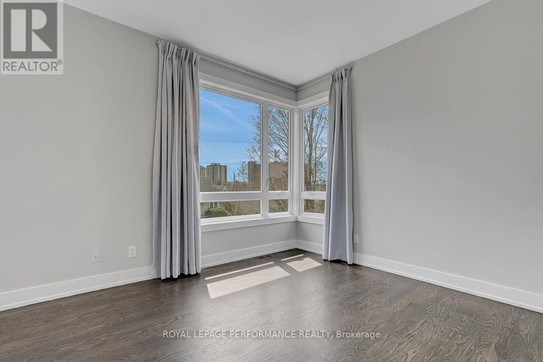 29660166/1285-livingstone-avenue/alta-vista/ottawa/ontario/K1H7P7_23