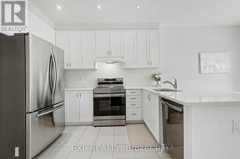 29161673/681-broad-cove-crescent/half-moon-bay/ottawa/ontario/K2C3H2_9