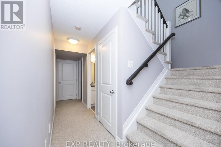28542844/31-gertie-street/richmond/ottawa/ontario/K0A2Z0_23