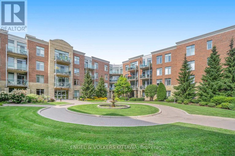 29326816/313-205-bolton-street/lower-townbyward-market/ottawa/ontario/K1N1K7_5