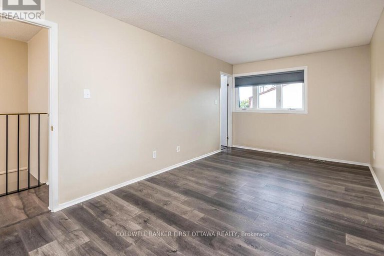 28970116/86-lightfoot-place/katimavik/ottawa/ontario/K2L3L9_21