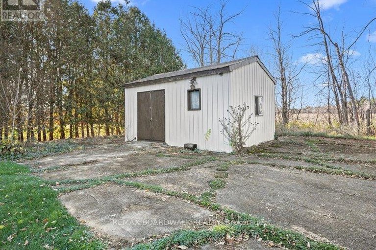 29519849/2462-dunning-road/cumberland-west/ottawa/ontario/K0A3E0_38