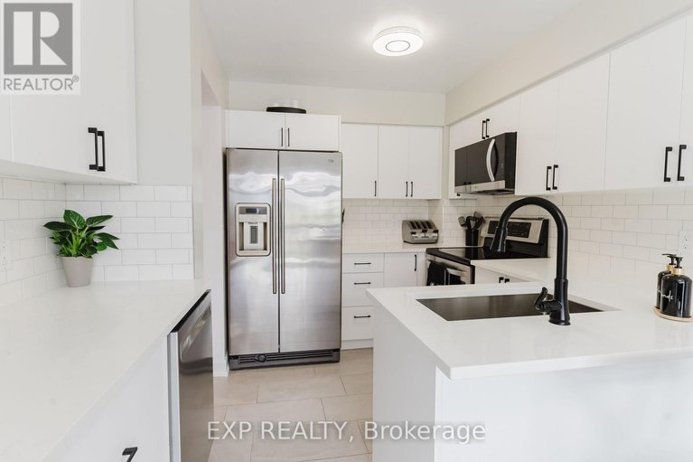 28687438/138-acklam-terrace/morgans-grantsouth-march/ottawa/ontario/K2K2J5_12