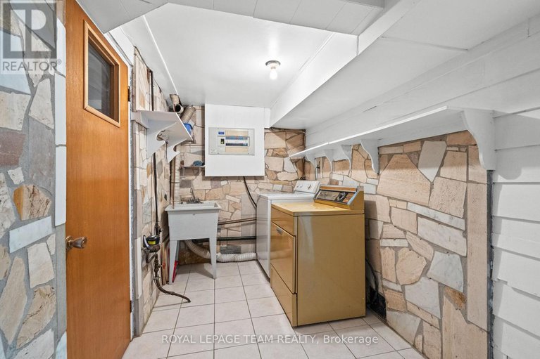 28926247/1525-valmarie-avenue/carleton-heights/ottawa/ontario/K2C1V7_30