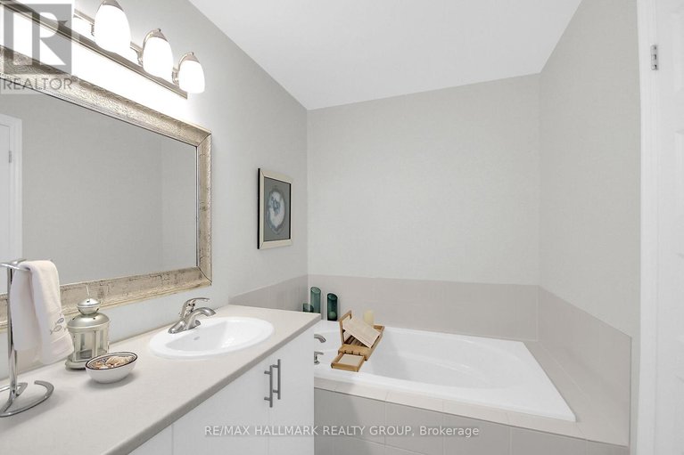 28648693/309-balinroan-crescent/strandherd/ottawa/ontario/K2J3T7_23