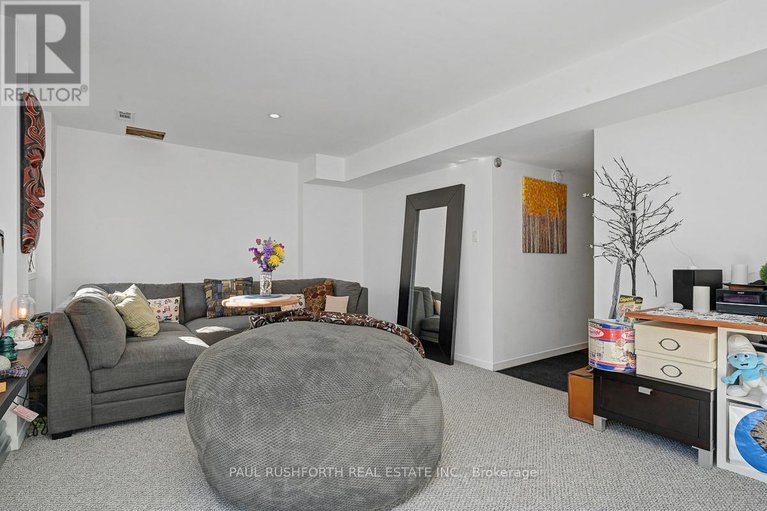 29060735/94-castlegreen-private/hunt-club-parkgreenboro/ottawa/ontario/K1T3N3_19