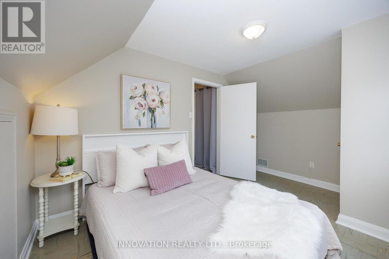 28292920/1013-stormont-street/carleton-heights/ottawa/ontario/K2C0N1_28