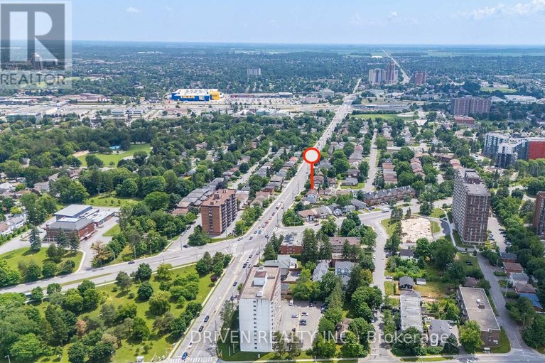 28639886/876-pinecrest-road/fairfield-heights/ottawa/ontario/K2B6B2_29