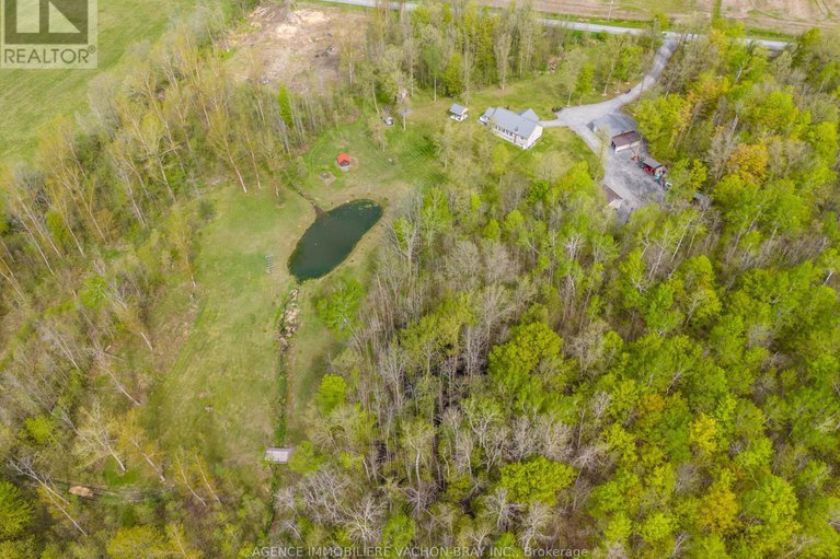27979759/18668-concession-2-road/north-glengarry-kenyon-twp/north-glengarry/ontario/K0C1B0_27