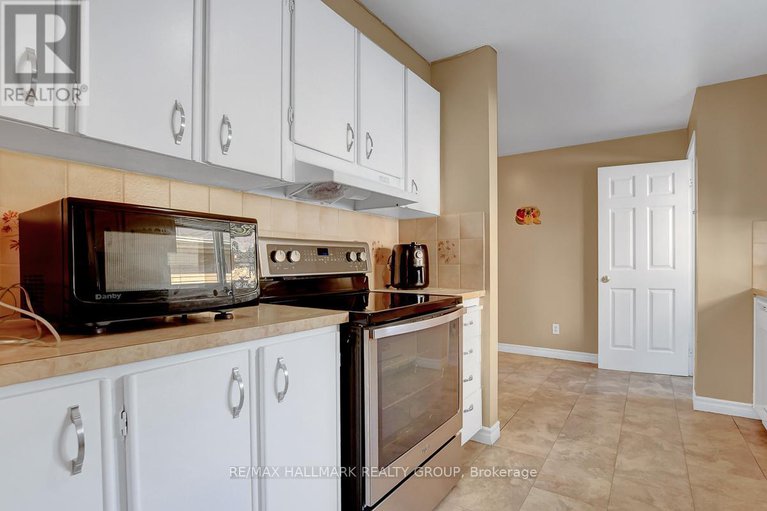 28877210/6078-rivercrest-drive/chapel-hill/ottawa/ontario/K1C5R2_10