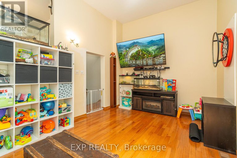 28756531/40-2296-orient-park-drive/blackburn-hamlet-south/ottawa/ontario/K1B4N6_8