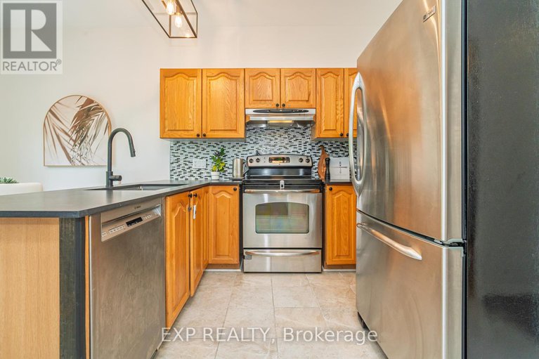 28394255/1091-rocky-harbour-crescent/riverside-southgloucester-glen/ottawa/ontario/K1V1V4_12