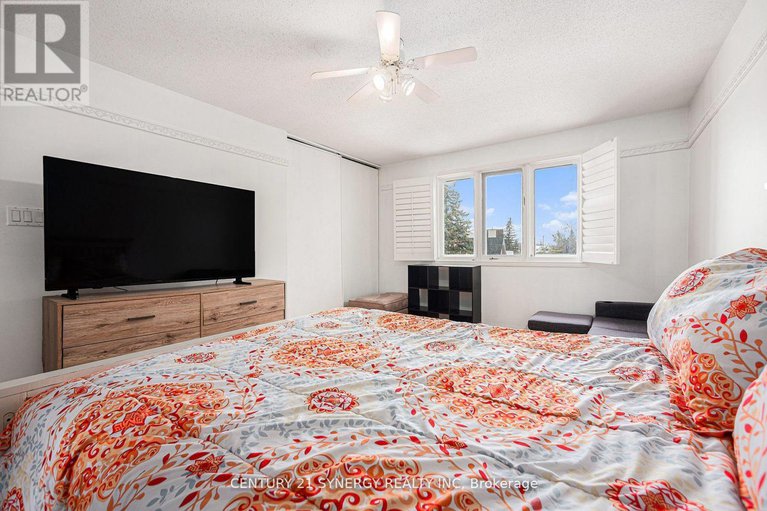 28579291/666-mathieu-way/fallingbrookpineridge/ottawa/ontario/K4A2R4_24