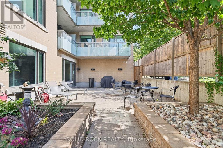 28899177/703-238-besserer-street/sandy-hill/ottawa/ontario/K1N6B1_34