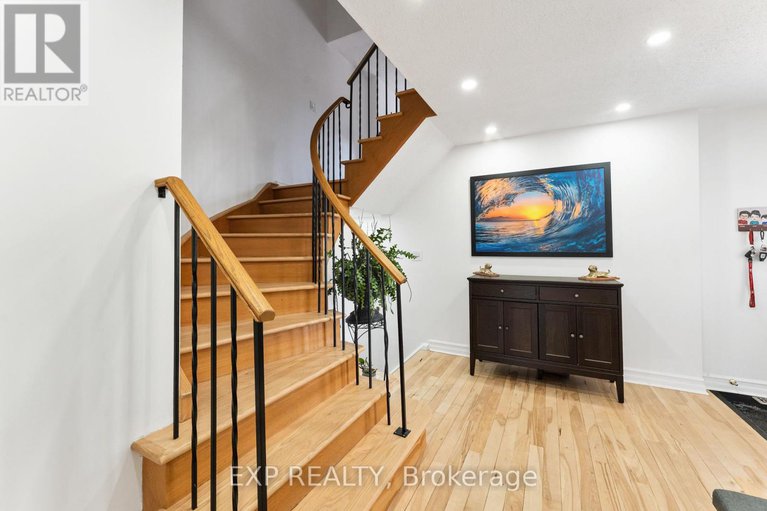 28744348/1762-sunview-drive/orleanssunridge/ottawa/ontario/K1C5B2_17