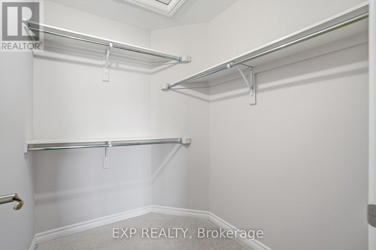 29366734/714-derreen-avenue/stittsville-north/ottawa/ontario/K2S2Y7_16