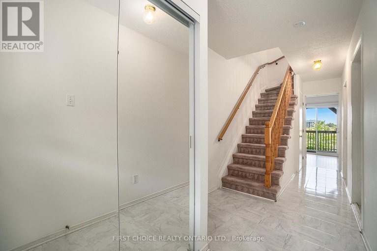 28841581/15-drayton-private/cfb-rockcliffe-and-area/ottawa/ontario/K1K4R1_2
