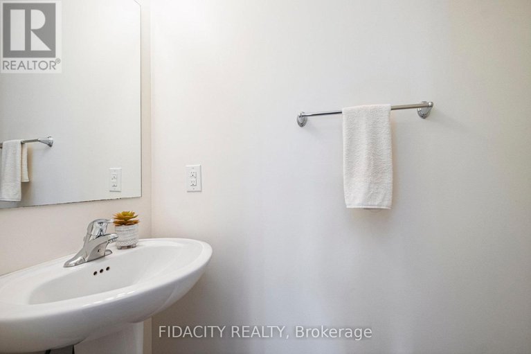 28864710/3391-cambrian-road/stonebridge/ottawa/ontario/K2J1S3_12