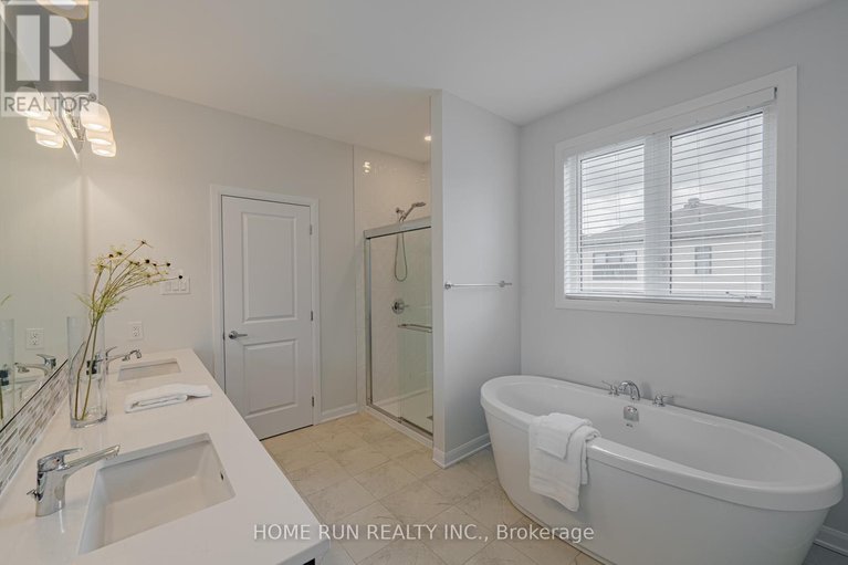 28363794/18-fossa-terrace/half-moon-bay/ottawa/ontario/K2J6W4_34