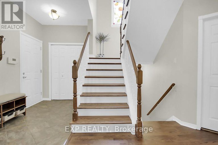 28867482/48-deighton-crescent/barrhaven-east/ottawa/ontario/K2G6H6_6