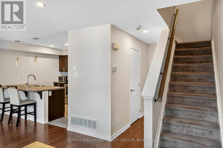 28837597/805-element-private/emerald-meadowstrailwest/ottawa/ontario/K2M0M8_25