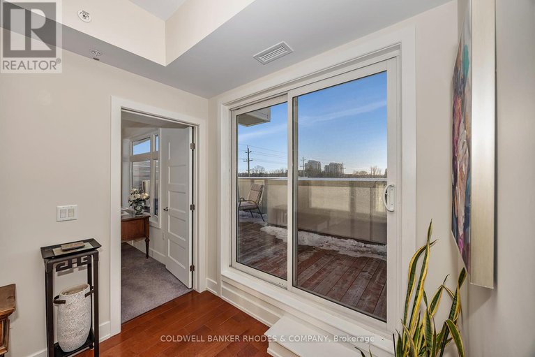 29406770/415-2785-baseline-road/redwood-park/ottawa/ontario/K2H0B7_26