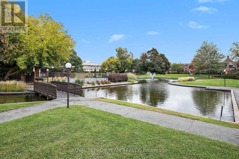 28946102/25092510-515-st-laurent-boulevard/viscount-alexander-park/ottawa/ontario/K1K3X5_36
