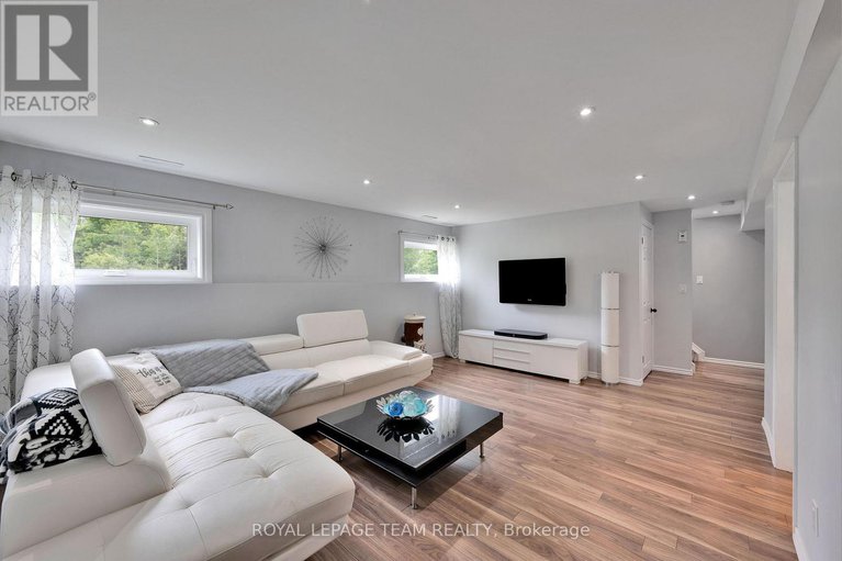 28504851/883-craig-road/north-grenville-twp-kemptville-south/north-grenville/ontario/K0G1S0_37