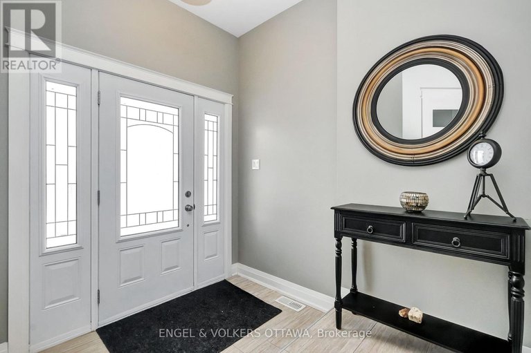 28893468/304-colmar-street/embrun/russell/ontario/K0A1W0_3