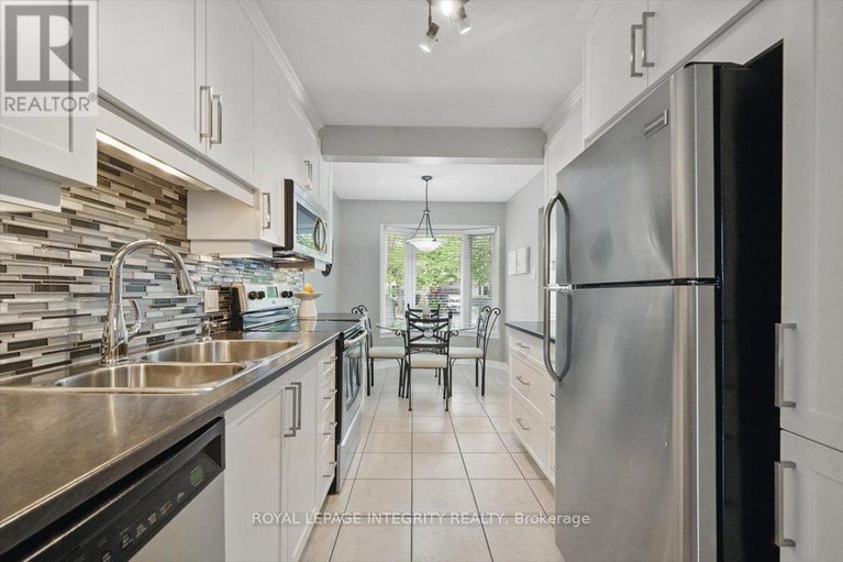 28601020/1561-verchere-street/chateauneuf/ottawa/ontario/K1C6B8_10
