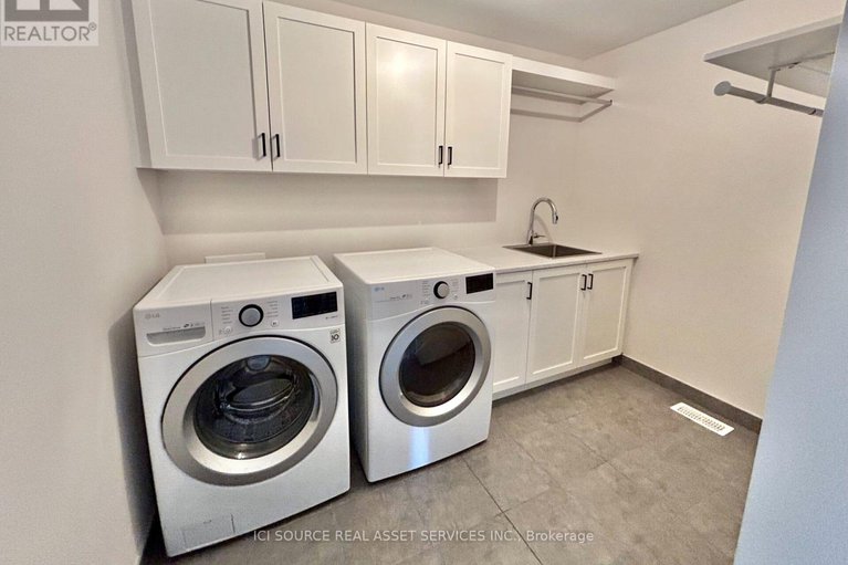28905249/106-equitation-circle/goulbourn-twp-from-franktown-rdsouth-to-rideau/ottawa/ontario/K0A2Z0_24