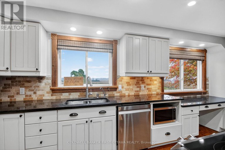 29056835/2889-swale-road/osgoode-twp-south-of-reg-rd-6/ottawa/ontario/K4P1N2_10