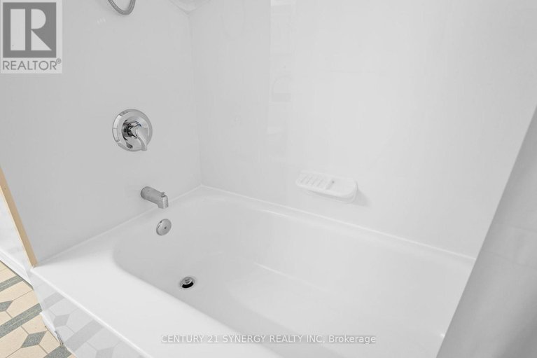 28631237/20-parkside-crescent/meadowlandscrestview/ottawa/ontario/K2G3B5_26