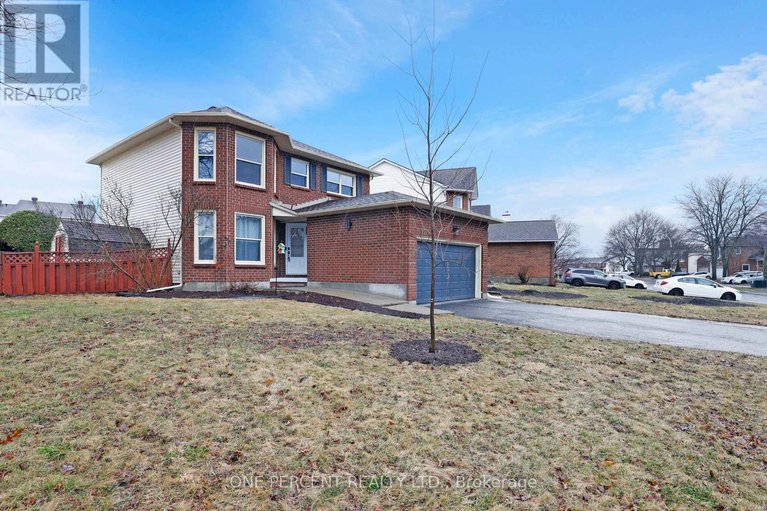 29612741/1570-champneuf-drive/chateauneuf/ottawa/ontario/K1C6B5_3