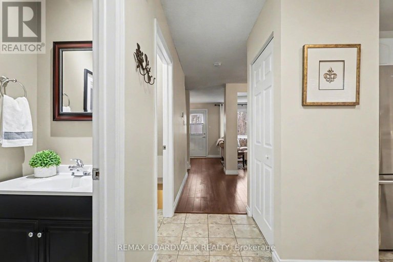 29619477/197-teal-crescent/chatelaine-village/ottawa/ontario/K1E2C3_8