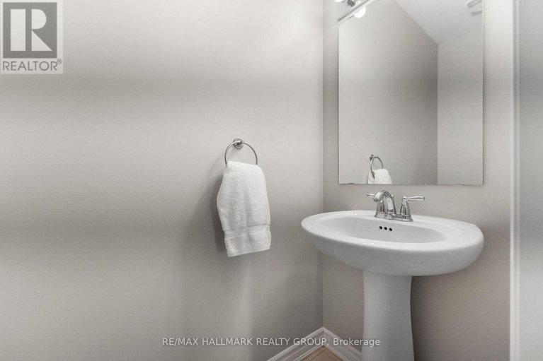 29406515/403-brigatine-avenue/stittsville-north/ottawa/ontario/K2S0P7_21