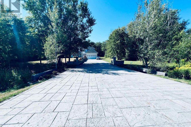 29535479/461-john-aselford-drive/huntley-ward-north-east/ottawa/ontario/K2W1A8_2