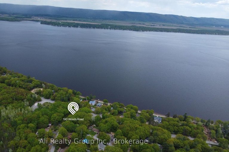 29580490/190-woods-road/constance-bay/ottawa/ontario/K0A3M0_2