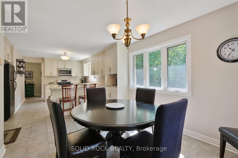 28631111/209-deerwood-drive/fitzroy-ward-south-west/ottawa/ontario/K0A2H0_19
