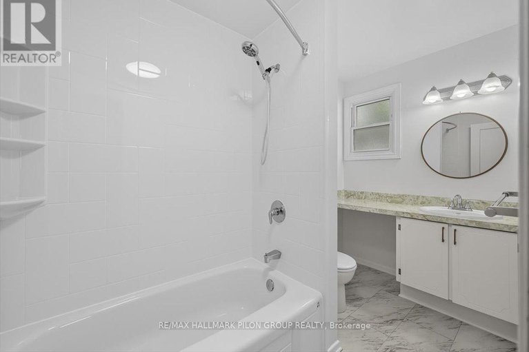 28840953/1577-prestwick-drive/bilberry-creekqueenswood-heights/ottawa/ontario/K1E2E6_10