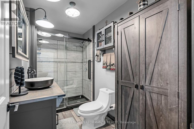 28367279/4923-juliette-street/south-glengarry-charlottenburgh-twp/south-glengarry/ontario/K0C1S0_27