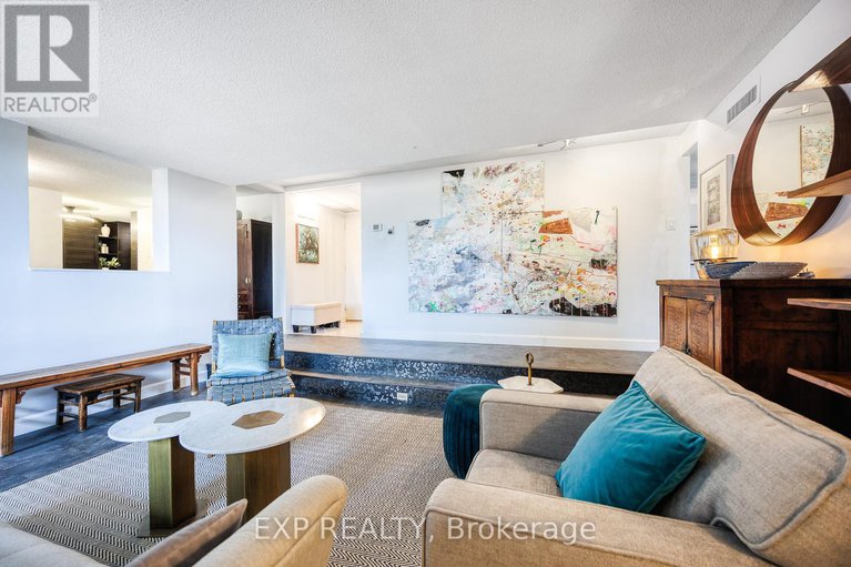 28659756/1003-373-laurier-avenue-e/sandy-hill/ottawa/ontario/K1N8X6_7