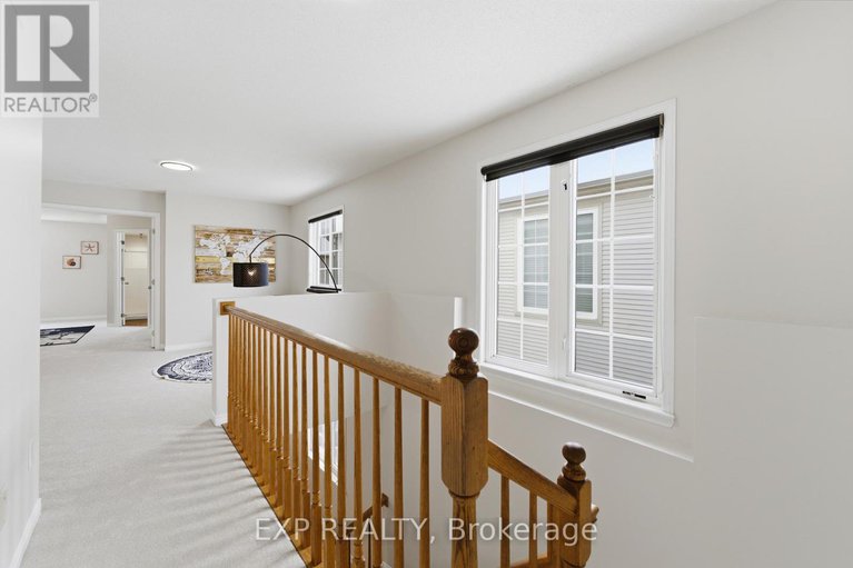 29437621/30-fieldberry-private/stonebridge/ottawa/ontario/K2J5E8_14