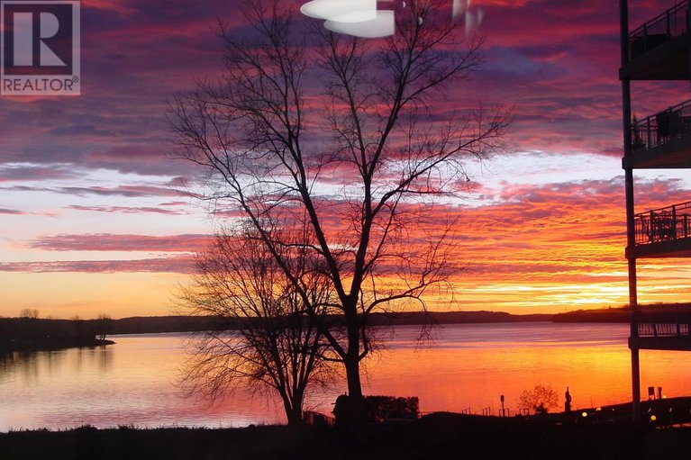 29233379/d6-160-edwards-street/town-of-rockland/clarence-rockland/ontario/K4K1H9_30