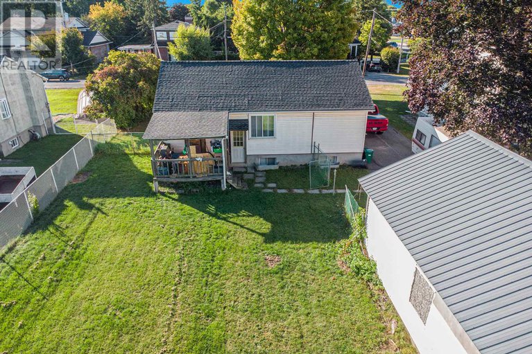 28873783/6719-barsona-place/orleanssunridge/ottawa/ontario/K1C1J2_5