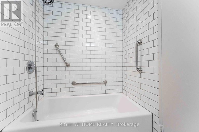 29419102/311-665-bathgate-drive/carson-meadows/ottawa/ontario/K1K3Y4_27