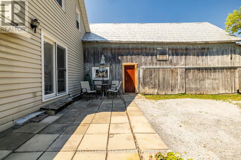 28723611/2106-dunrobin-road/kanata-north-east/ottawa/ontario/K0A1T0_28